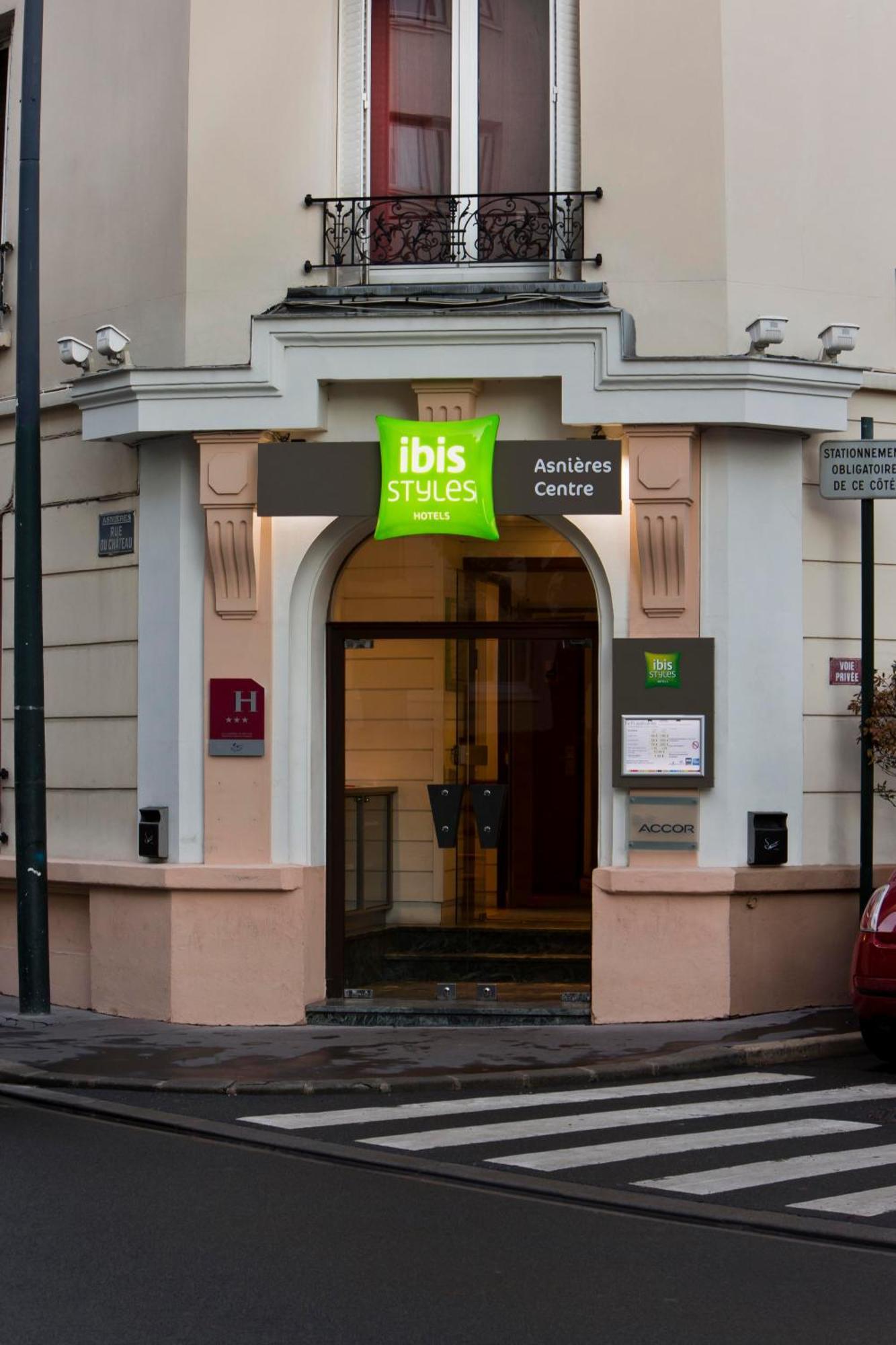 Готель Ibis Styles Asnieres Centre Екстер'єр фото