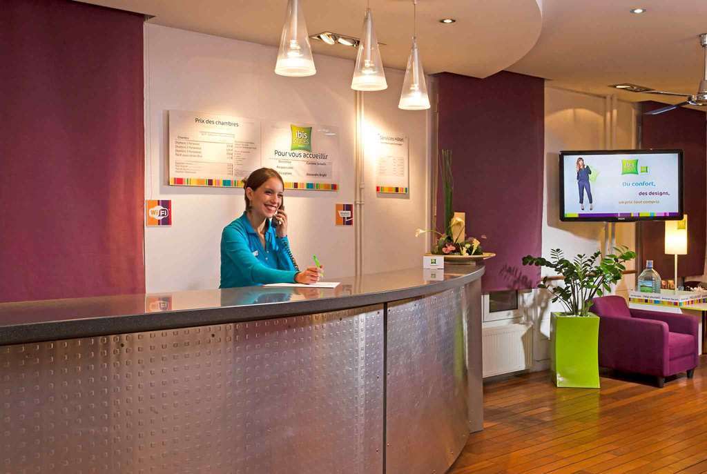 Готель Ibis Styles Asnieres Centre Екстер'єр фото